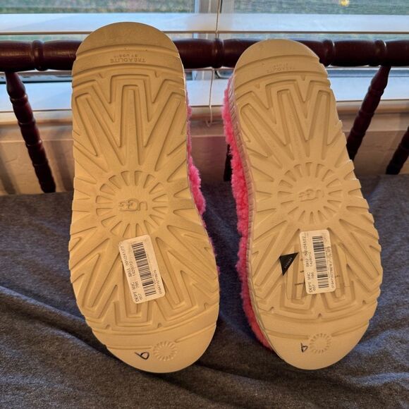 UGG Oh Fluffita Slide Platform Slippers - Picture 7 of 7